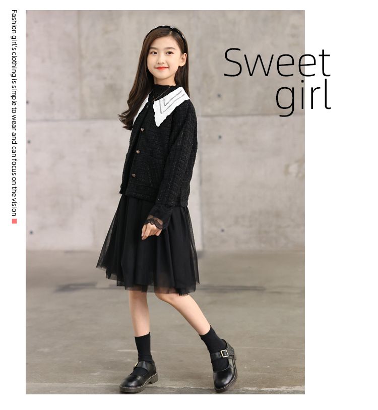 New girls' dress for spring and autumn, with a base of fluffy gauze skirt and long sleeves for children