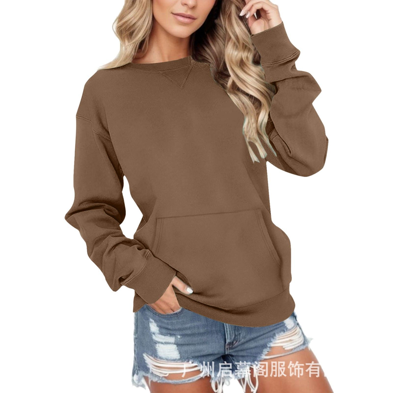 Amazon bestseller for European and American women's clothing: triangle neckline, loose round neck, pullover, long sleeved pocket, solid color hoodie