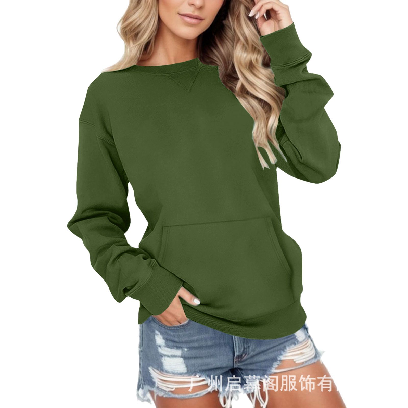 Amazon bestseller for European and American women's clothing: triangle neckline, loose round neck, pullover, long sleeved pocket, solid color hoodie