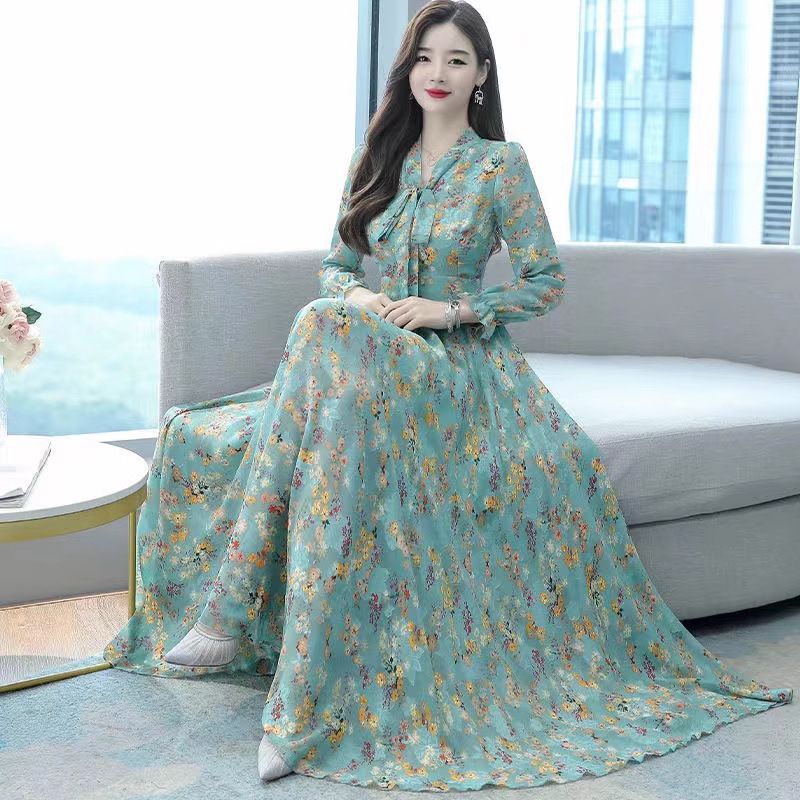 Spring and Autumn New Ladies' Dress with a cinched waist, slim fit, and knee length bow V-neck chiffon dress
