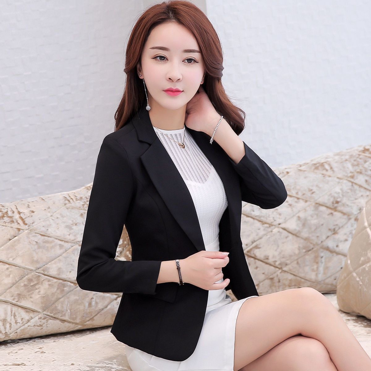 Small suit jacket for women in spring and autumn, women's style suit Korean version 2024 new Korean version casual slim fit top for women