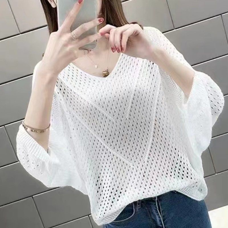 Short Top 2025 Summer Thin V-neck Bat Sleeve T-shirt Women's Hoodie Loose Large Hollow Knitted Shirt Women's Wear One size fits all