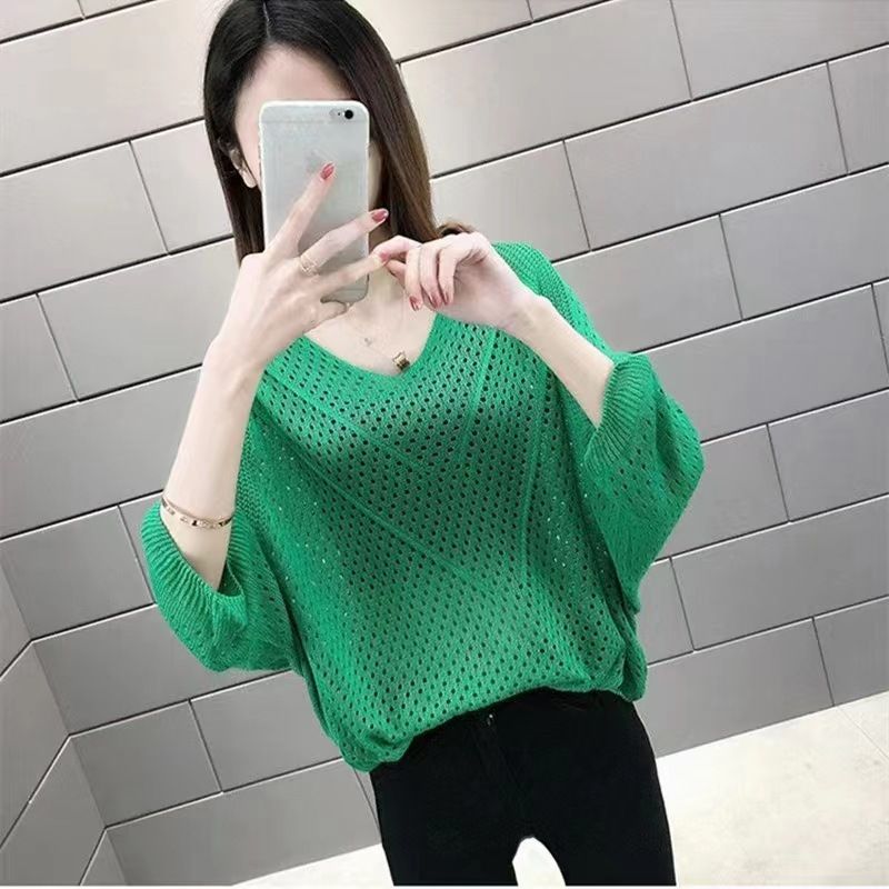 Short Top 2025 Summer Thin V-neck Bat Sleeve T-shirt Women's Hoodie Loose Large Hollow Knitted Shirt Women's Wear One size fits all