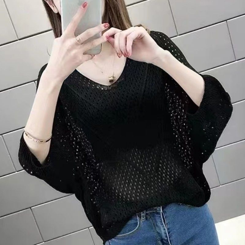 Short Top 2025 Summer Thin V-neck Bat Sleeve T-shirt Women's Hoodie Loose Large Hollow Knitted Shirt Women's Wear One size fits all