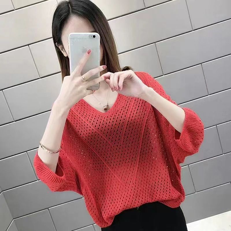 Short Top 2025 Summer Thin V-neck Bat Sleeve T-shirt Women's Hoodie Loose Large Hollow Knitted Shirt Women's Wear One size fits all