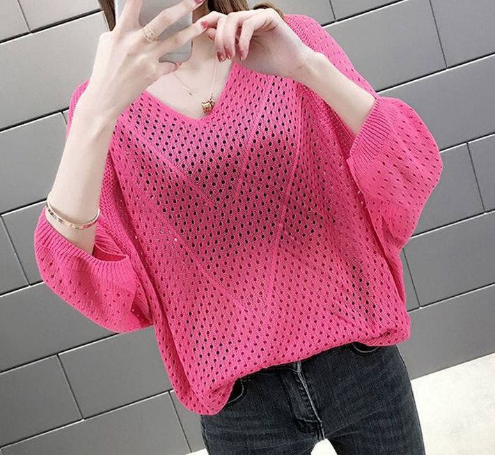 Short Top 2025 Summer Thin V-neck Bat Sleeve T-shirt Women's Hoodie Loose Large Hollow Knitted Shirt Women's Wear One size fits all