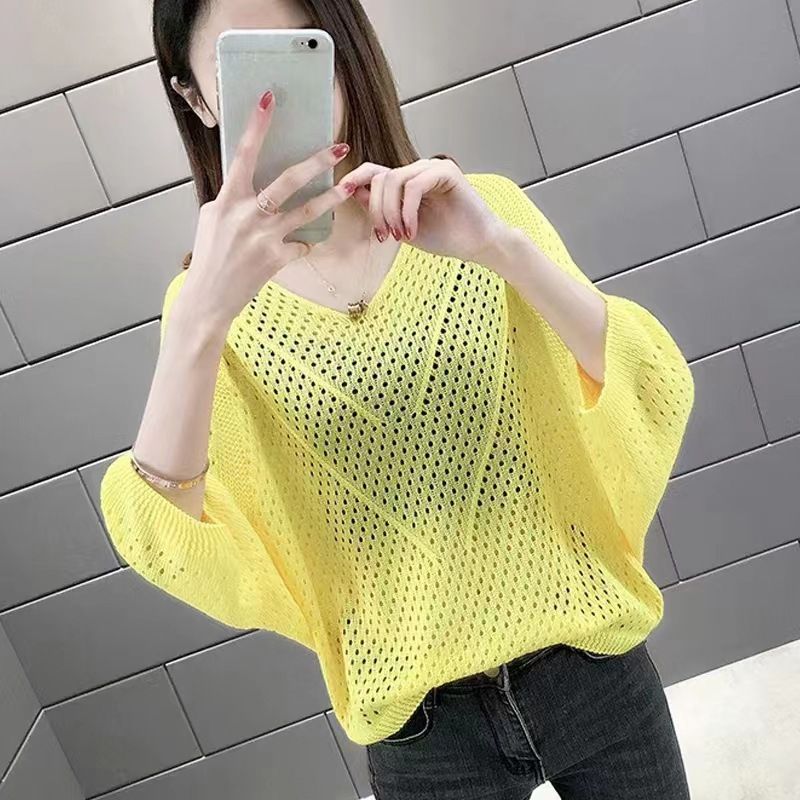 Short Top 2025 Summer Thin V-neck Bat Sleeve T-shirt Women's Hoodie Loose Large Hollow Knitted Shirt Women's Wear One size fits all