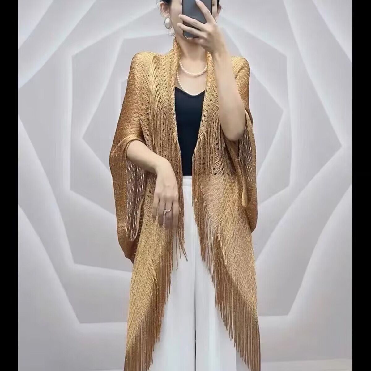 Gold and silver wire hollow tassel shawl for women's outdoor wear, summer thin fashion sunscreen ice silk cardigan