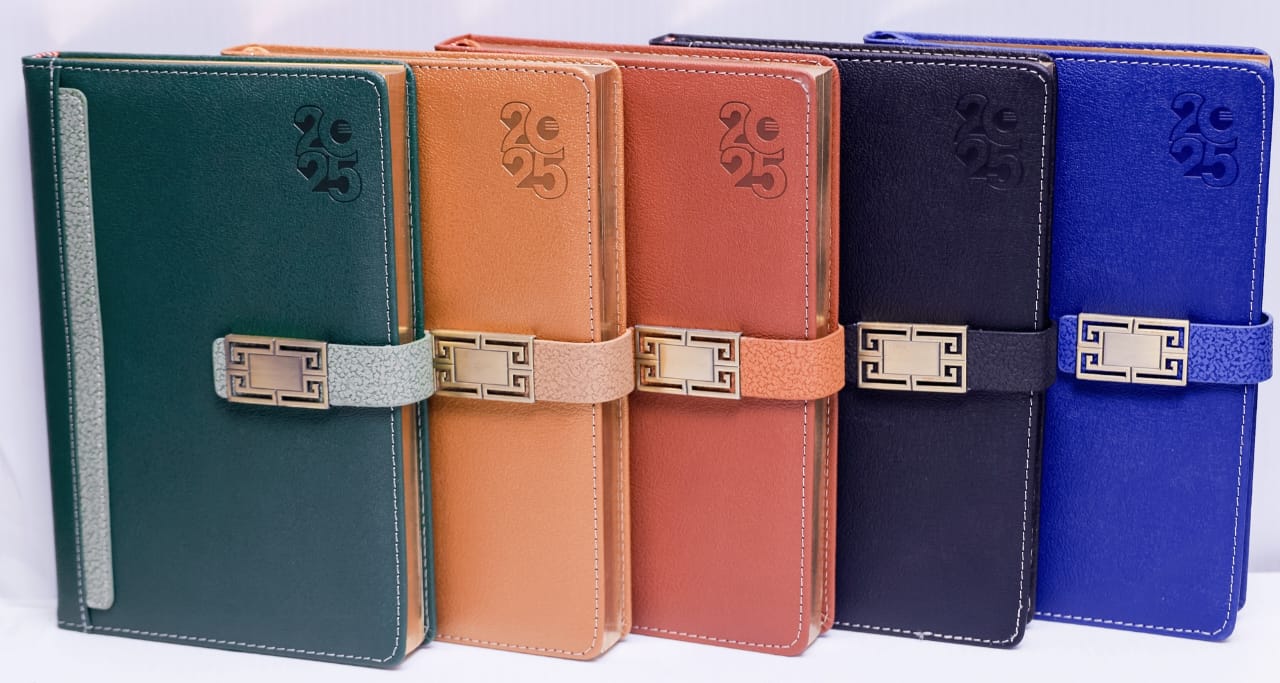 A5 Diary-A 360-page soft-cover diary, a padded hardcover notebook, suitable for important notes and daily study during business trips, play, schools and universities (8.2 inches x 5.7 inches)