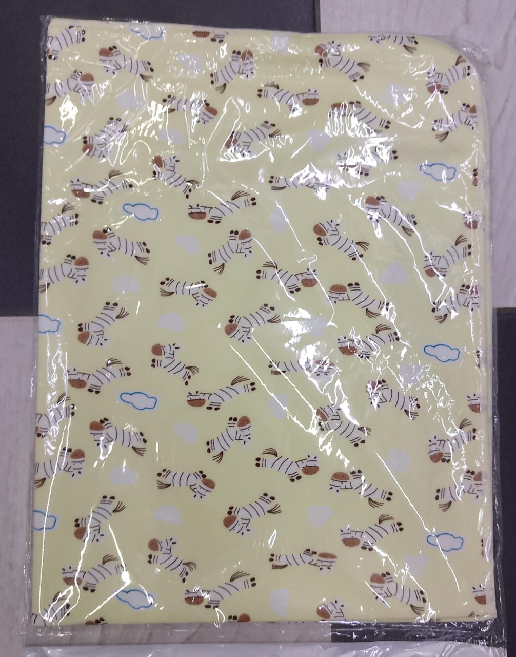 Cutest Waterproof Bigsize Baby Makintosh Urine Mat