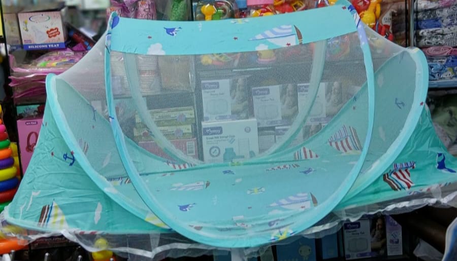 Portable and Foldable Baby Sleeping Nest Cot Mosquito Net - Green