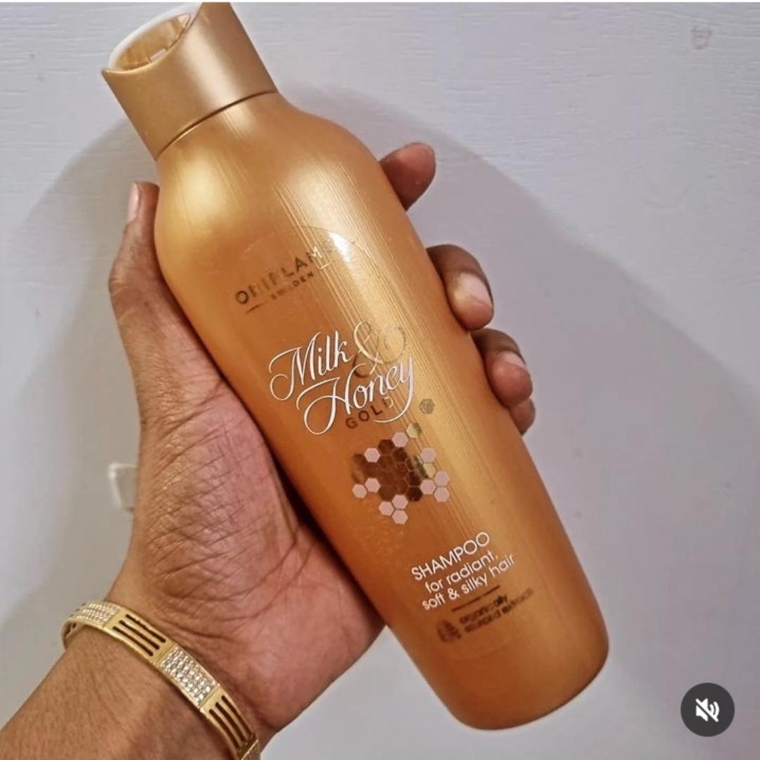 ORIFLAME MILK & HONEY GOLD SHAMPOO FOR RADIAT,SMOOTH,SOFT, SILKY HAIRLuxurious, moisturising shampoo with extracts of milk and honey for the cleanest, softest and silkiest hair.