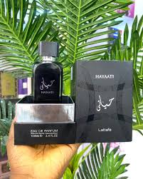 Lattafa Hayaati Black Eau de Parfum 100ml Fragrance Suitable For Women and Men Hayaati Black EDP Perfumes Lattafa Unisex
