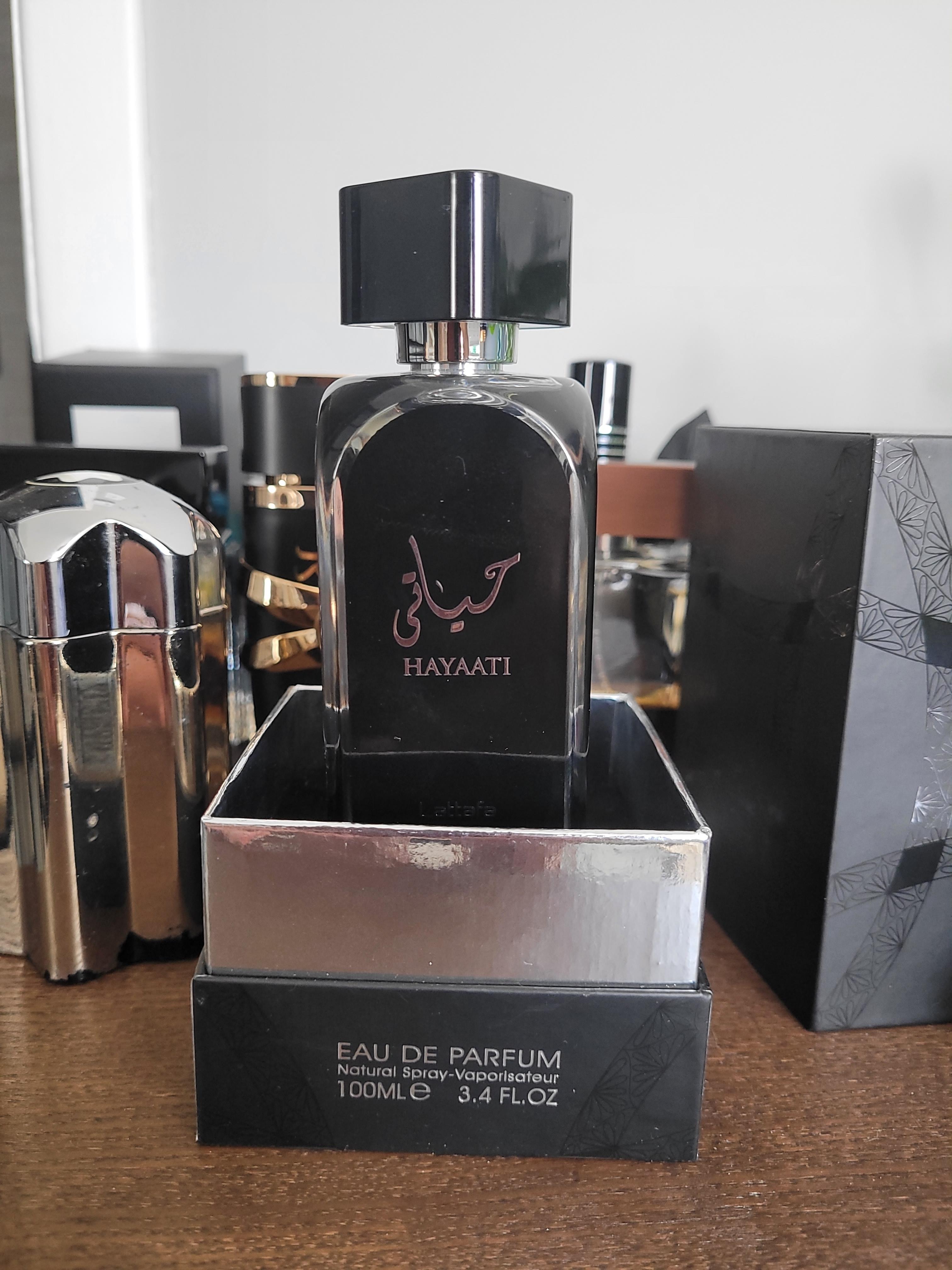 Lattafa Hayaati Black Eau de Parfum 100ml Fragrance Suitable For Women and Men Hayaati Black EDP Perfumes Lattafa Unisex