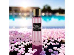 Victoria's Secret Bombshell Body Mist for Women 250ml Bombshell Victoria's Secret Mist known for its Fresh and Floral Scent,