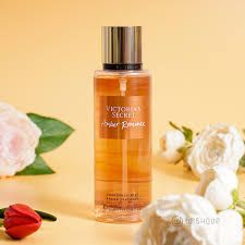 Victoria's Secret Amber Romance Refreshing Body Mist, 250ml Amber Romance Victorias Secret Mist Fragrance for Women, known for its Warm and Alluring Scent