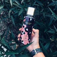 Victoria's Secret Endless Night Fragrance Mist 250ml Sweet, Sensual, and Slightly Floral  Notes Endless Night Body Splash