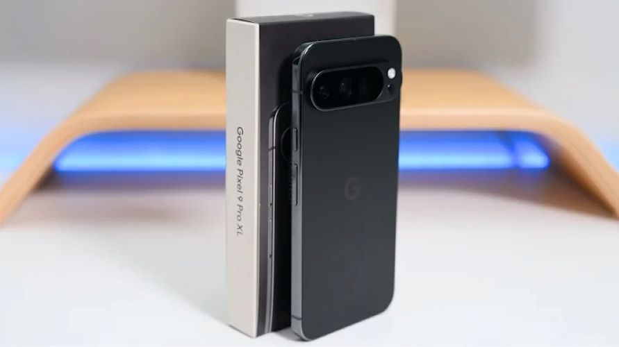NEW GOOGLE PIXEL 9 PRO XL 512 GB STORAGE 16 GB RAM BackCamera: Triple-camera setup: 50MP (wide) 48MP (ultrawide)48MP (telephoto) Front Camera: 42MP Operating System: Android 14, with 7 years of Update