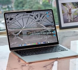 NEW MACBOOK AIR M2 13NCH DISPLAY 8GB RAM 256GB STORAGE 1 YEAR WARRANTY