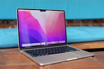 NEW MACBOOK AIR M2 13NCH DISPLAY 8GB RAM 256GB STORAGE 1 YEAR WARRANTY