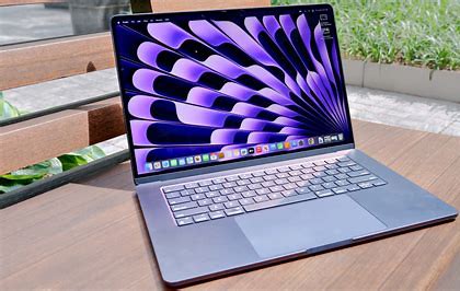 NEW MACBOOK AIR M3 8GB RAM 256GB STORAGE 13NCH DISPLAY 1 YEAR WARRANTY