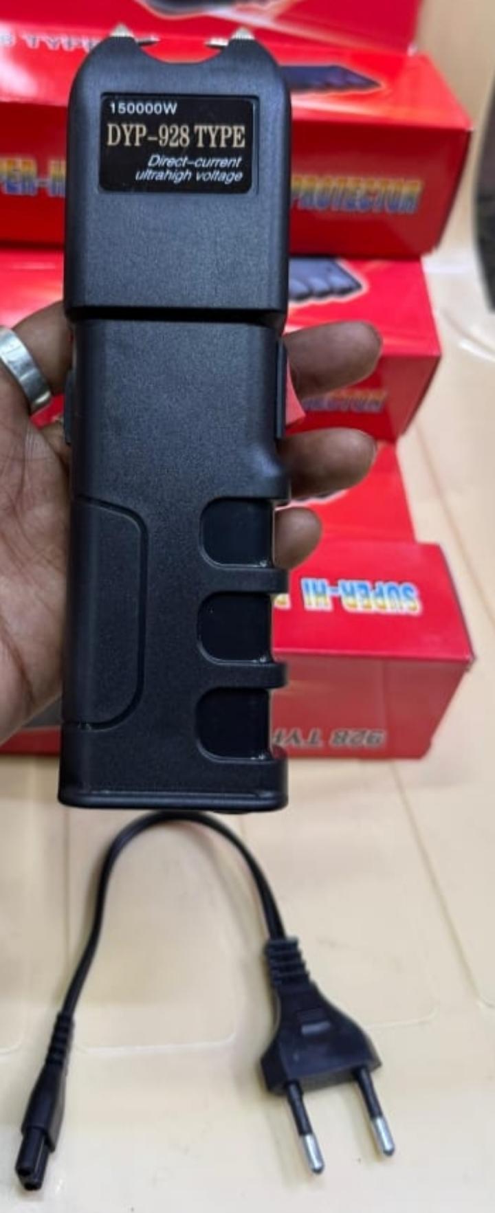 Teazer torch type 928 heavy duty rechargeable led stun gun flashlight