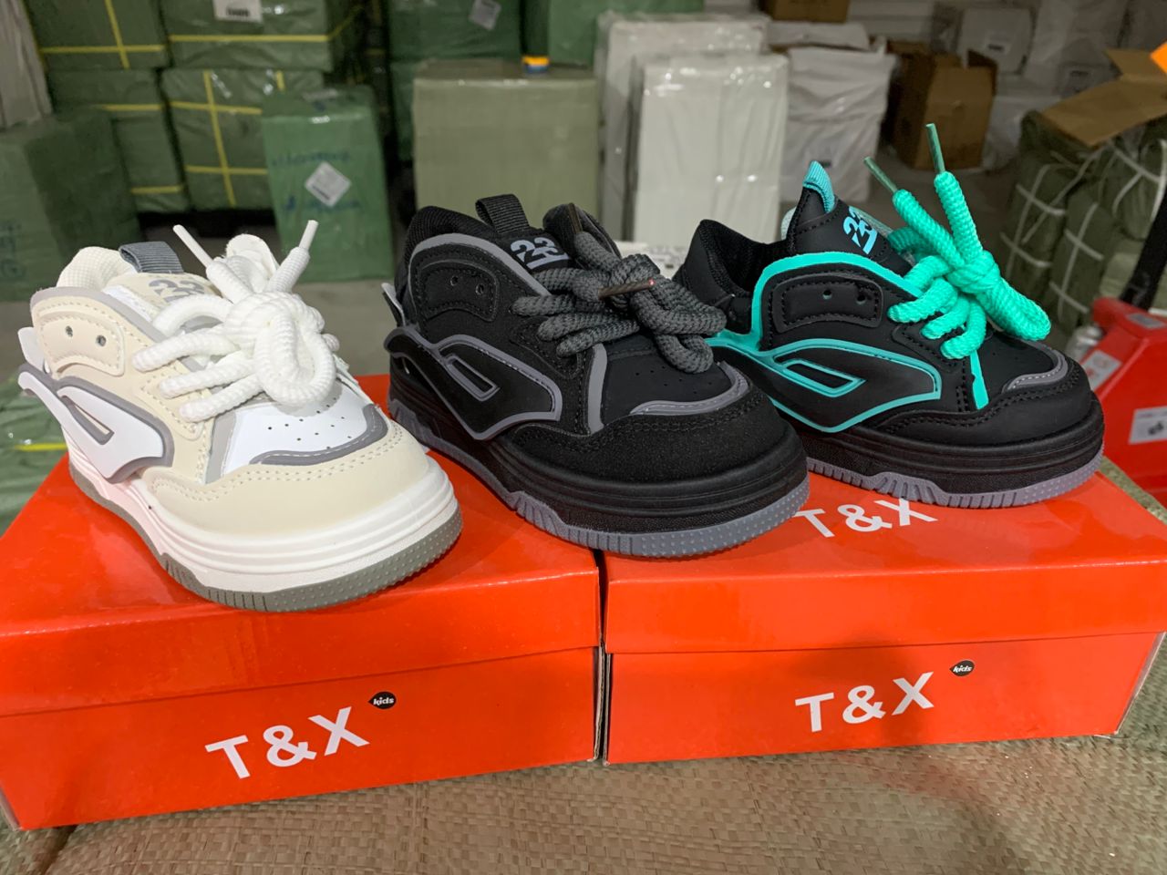 kids sneakers