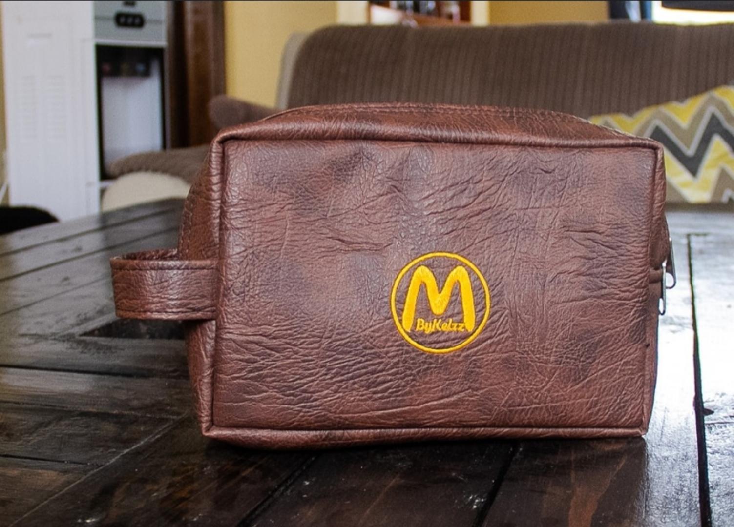 Premium Pure Leather Washbag - stylish and Waterproof Toiletry Bag for Travel and daily use