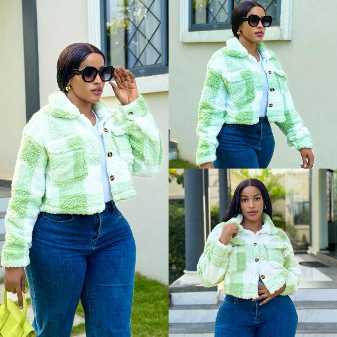 Ladies sweater