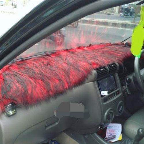 Car Interior fur dashboard cover- Use this cover to protect your dashboard from direct sunlight that causes fading on the dashboard
