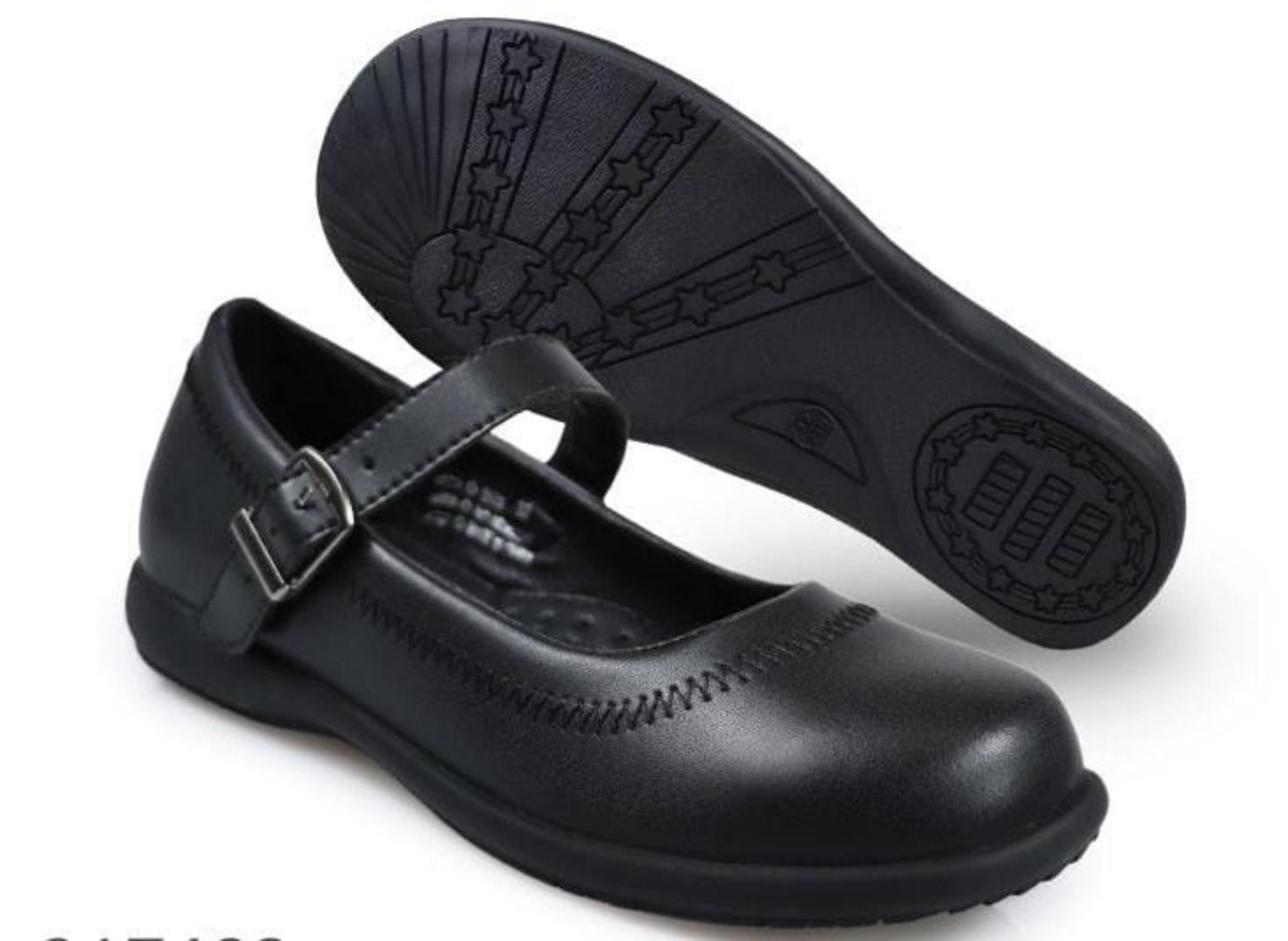 Crab Kids School Shoes Mary Jane design, rubber sole, comfortable