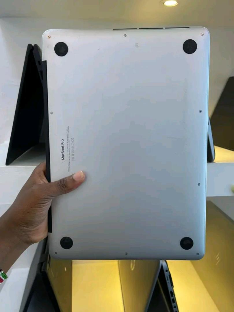 MACBOOK PRO 2012 IS ON OFFER 🔥  🔥 🔥
Enjoy the ultimate laptop for Graphics Design, Engineering Work, Refurbished Apple MacBook Pro 8,1 13-inch, i5, 8GB RAM, 500GB HDD, Intel HD 4000, B, (Mid- 2012)