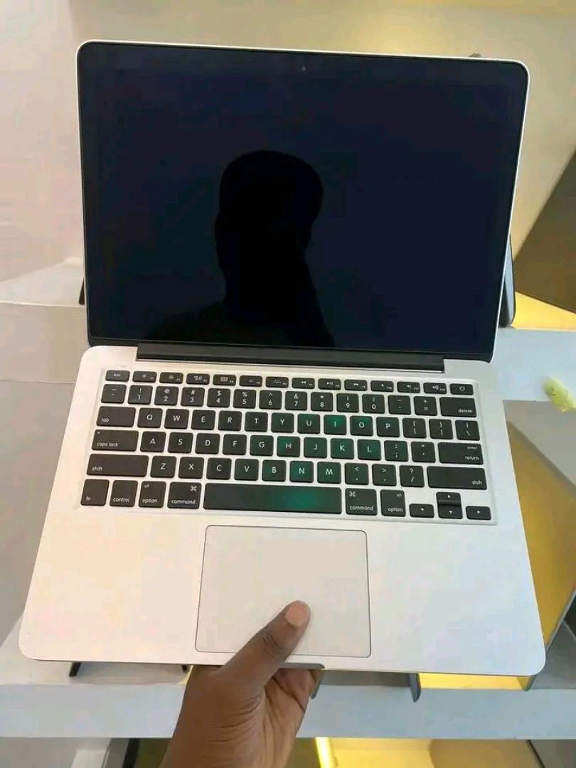 MACBOOK PRO 2012 IS ON OFFER 🔥  🔥 🔥
Enjoy the ultimate laptop for Graphics Design, Engineering Work, Refurbished Apple MacBook Pro 8,1 13-inch, i5, 8GB RAM, 500GB HDD, Intel HD 4000, B, (Mid- 2012)