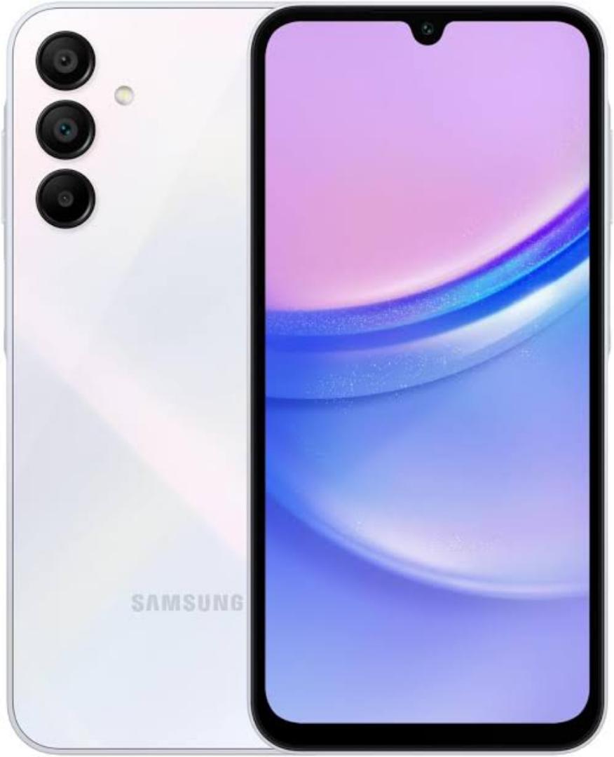 The Galaxy A15 5G's 6.5" Super AMOLED display enhanced with Vision Booster creates smooth, bright and vivid viewing experiences with up to 800 nits brightness, 90Hz refresh rate and a low