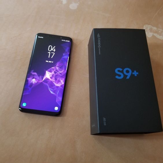 EX UK Samsung Galaxy S9 Plus 64gb 6gb ram 6.2-inch Super AMOLED (1440 x 2960 pixels, 529 ppi)
Camera: Dual 12MP rear (f/1.5-f/2.4) + 12MP telephoto; 8MP front
Processor: Exynos 9810