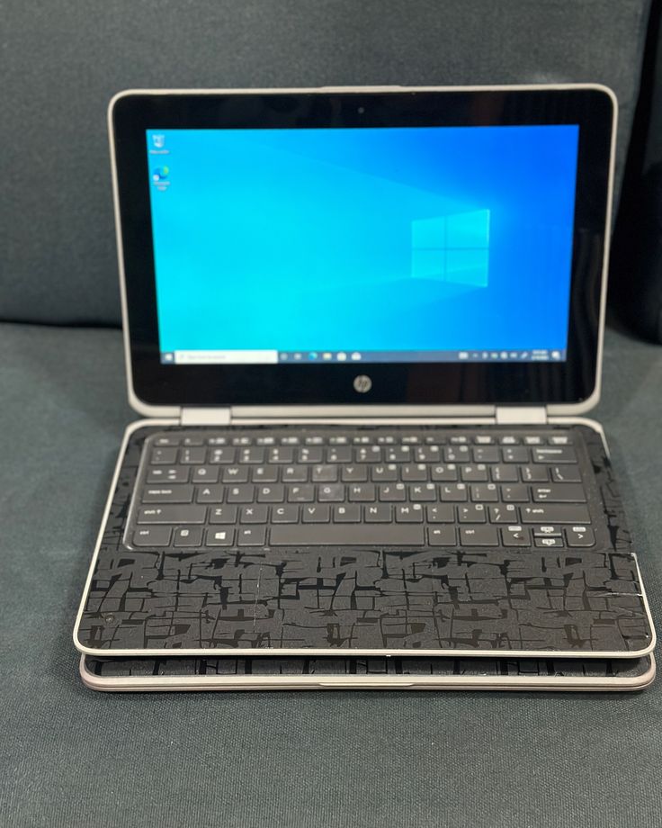 HP ProBook x360 11 G4 EE Notebook PC 8th Gen Intel Core i5 8GB RAM 256GB SSD 11.6″ Touchscreen Display Ex Uk 6 Months Warranty HP ProBook x360 11 G4 EE Notebook PC 8th Gen Intel Core i5 8GB RAM 256 GB
