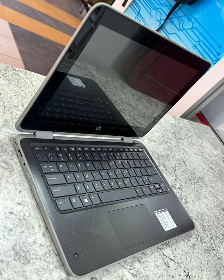 HP ProBook x360 11 G4 EE Notebook PC 8th Gen Intel Core i5 8GB RAM 256GB SSD 11.6″ Touchscreen Display Ex Uk 6 Months Warranty HP ProBook x360 11 G4 EE Notebook PC 8th Gen Intel Core i5 8GB RAM 256 GB