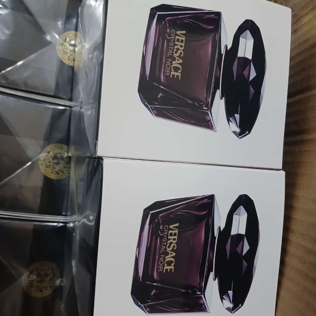 Versace Crystal Noir EDP - 90mlCrystal Noir by Versace Perfume. Released in 2004, Crystal Noir by Donatella Versace is a long-lasting women's fragrance with a sensual and delicate aroma that resonates