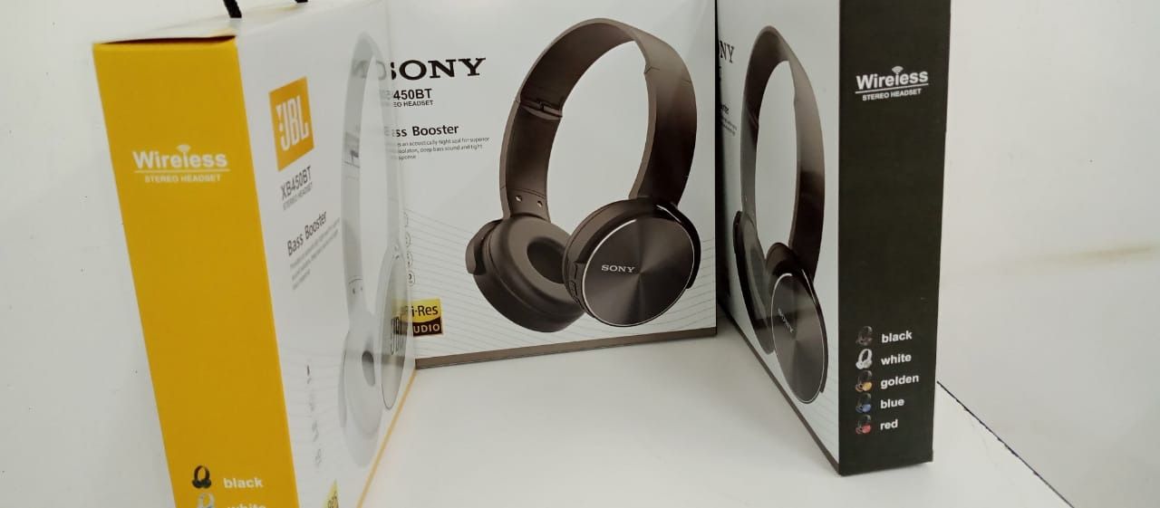 HEADPHONE WIRELESS SONY XB450BT.THE SONY IS MADE OF CRAZY BASS BOOSTER AND EQUALIZERS WITH FM,BLUETOOTH, USB PORT