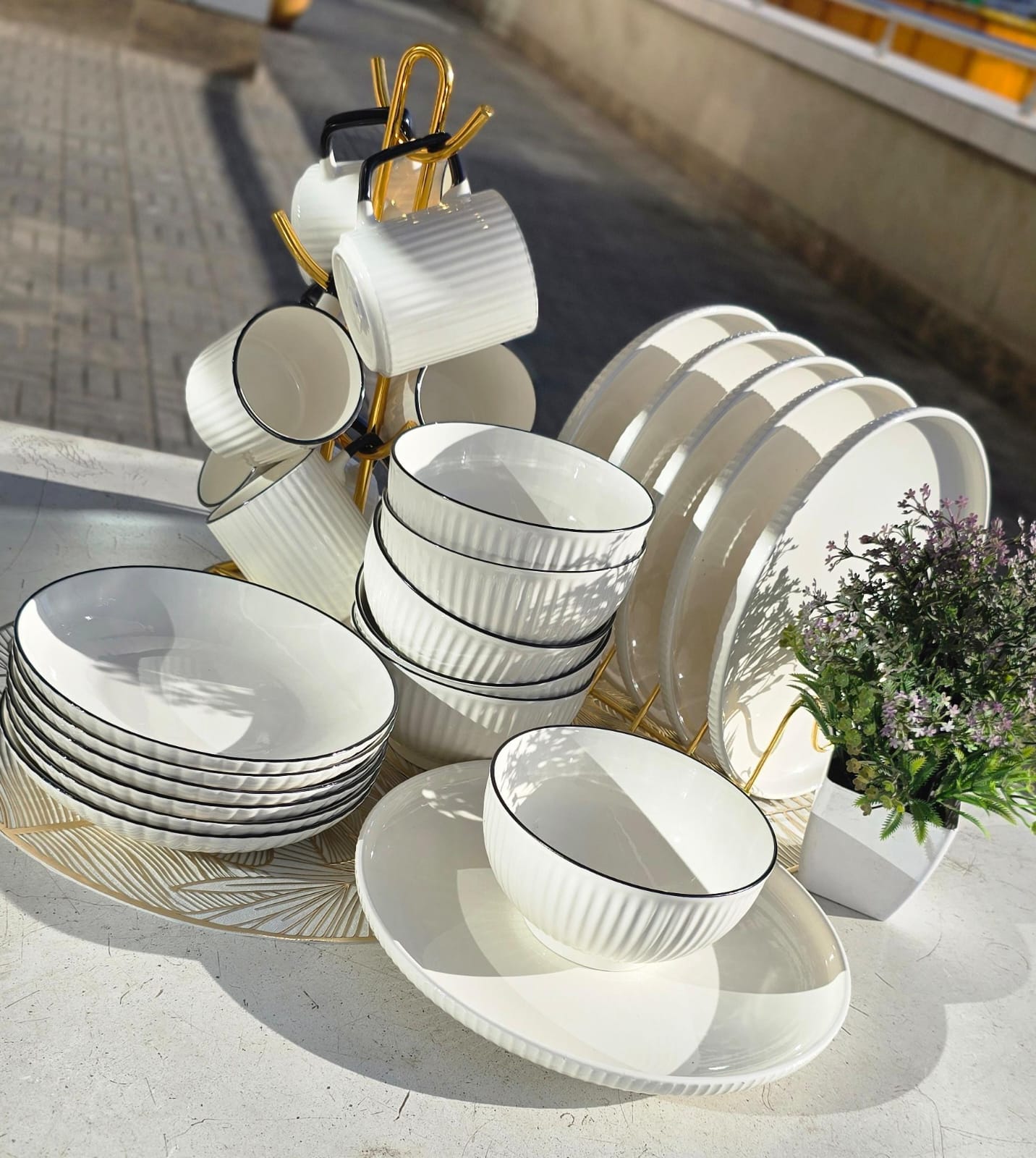 DINNER SET. 24-Piece Ceramic Dinner Set. 6pcs 10.5" Dinner Plates, 6pcs 9.5" Side Plates, 6pcs Soup Bowls, 6pcs Ring Cups.