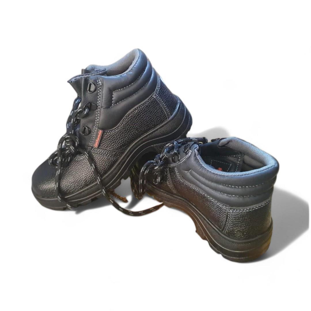 Ultimate Safety and Comfort: Generic Home and Industrial High-Quality Anti-Slip Safety Boots  Step into unparalleled safety and comfort with our Generic Home and Industrial High-Quality Anti-Slip Safe