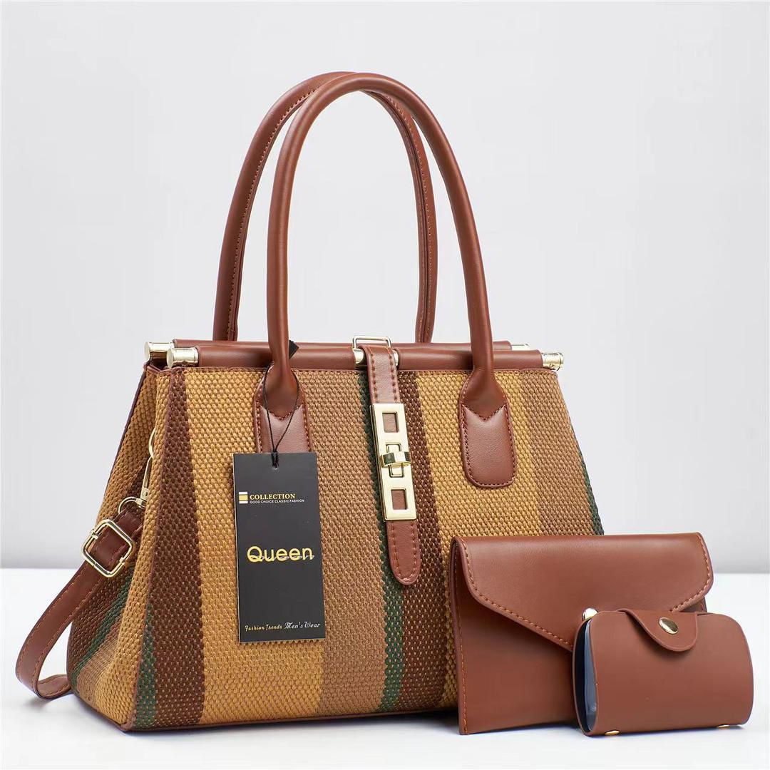 Latest ,Fashionablea and Classic High quality  women  tote handbags🔥🔥🔥
Very unique 💥