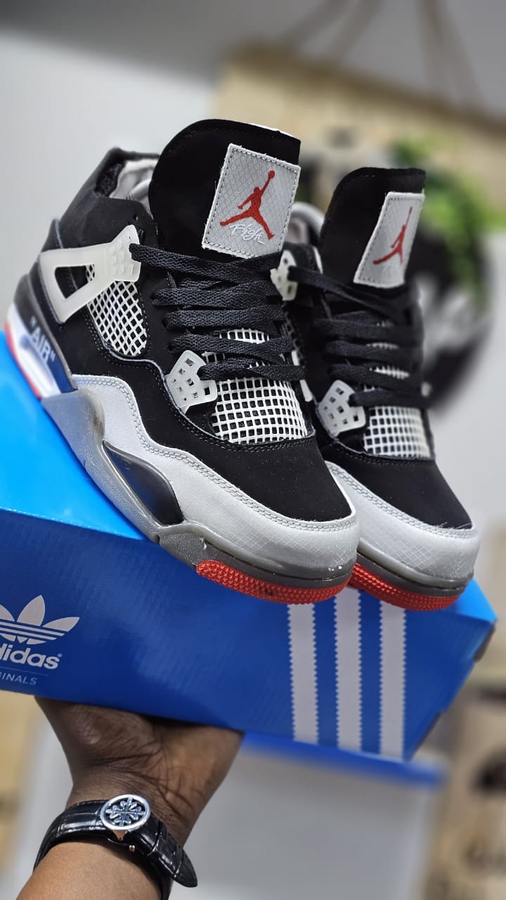 HIGH QUALITY ⚡JORDAN 4 high quality j4 thunder red sneakers original fashion leather men shoes ❤️‍🔥🔥 new arrival colours available in black, white,blue, green, yellow ,red and as pictures ❤️‍🔥