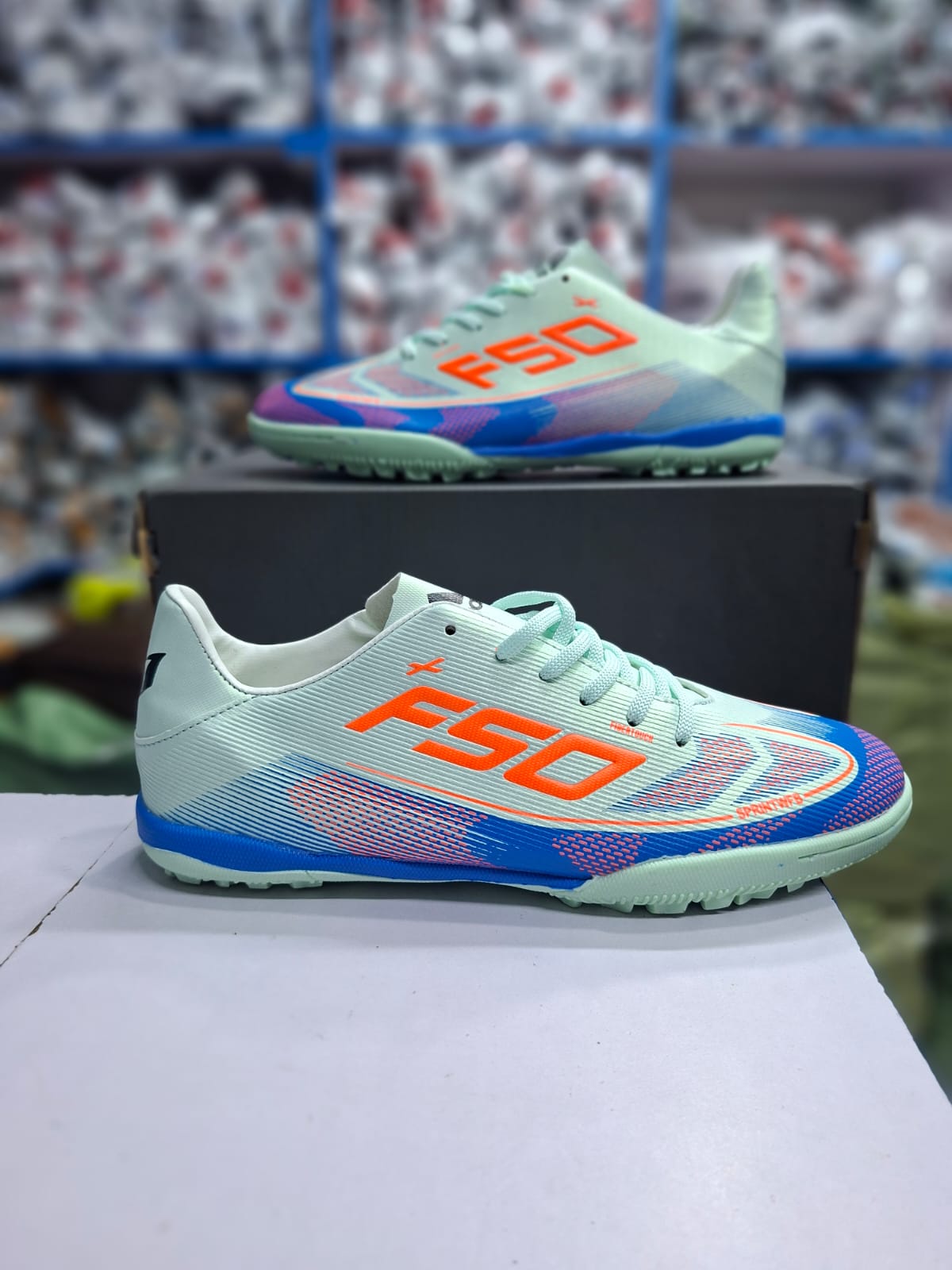 NEW ARRIVALS 🔥🔥🔥🔥🔥High Quality F50 Trainer Football Soccer boots🔥🔥🔥🔥🔥 A  very good Quality and very comfortable