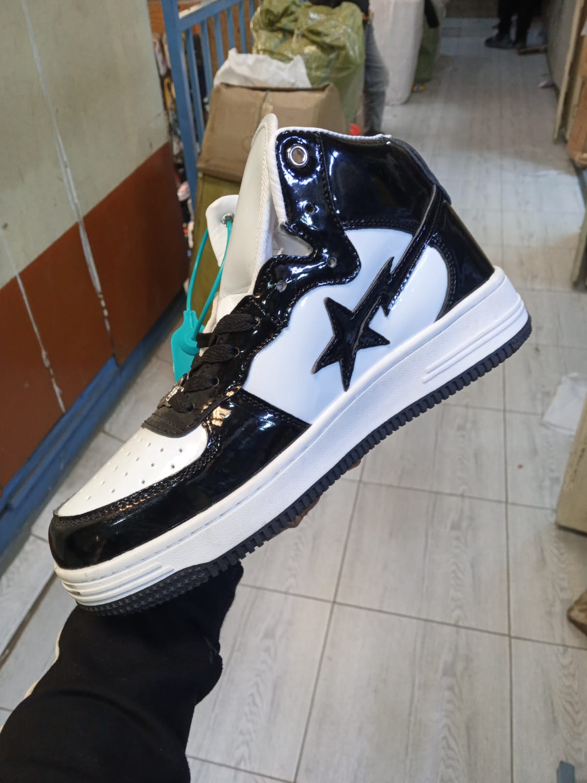 ⚡HIGH QUALITY ⚡BAPESTAR fashion unisex sneakers NEW ARRIVAL fashion shoes ❤️‍🔥🔥 available