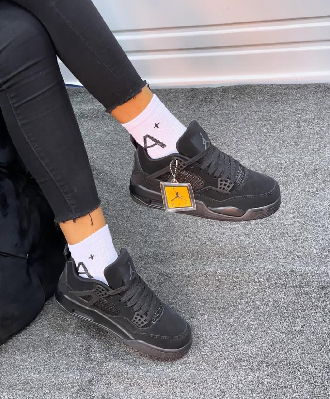 HIGH QUALITY ⚡JORDAN 4 high quality j4 thunder red sneakers original fashion leather men shoes ❤️‍🔥🔥 new arrival colours available in black, white,blue, green, yellow ,red and as pictures ❤️‍🔥