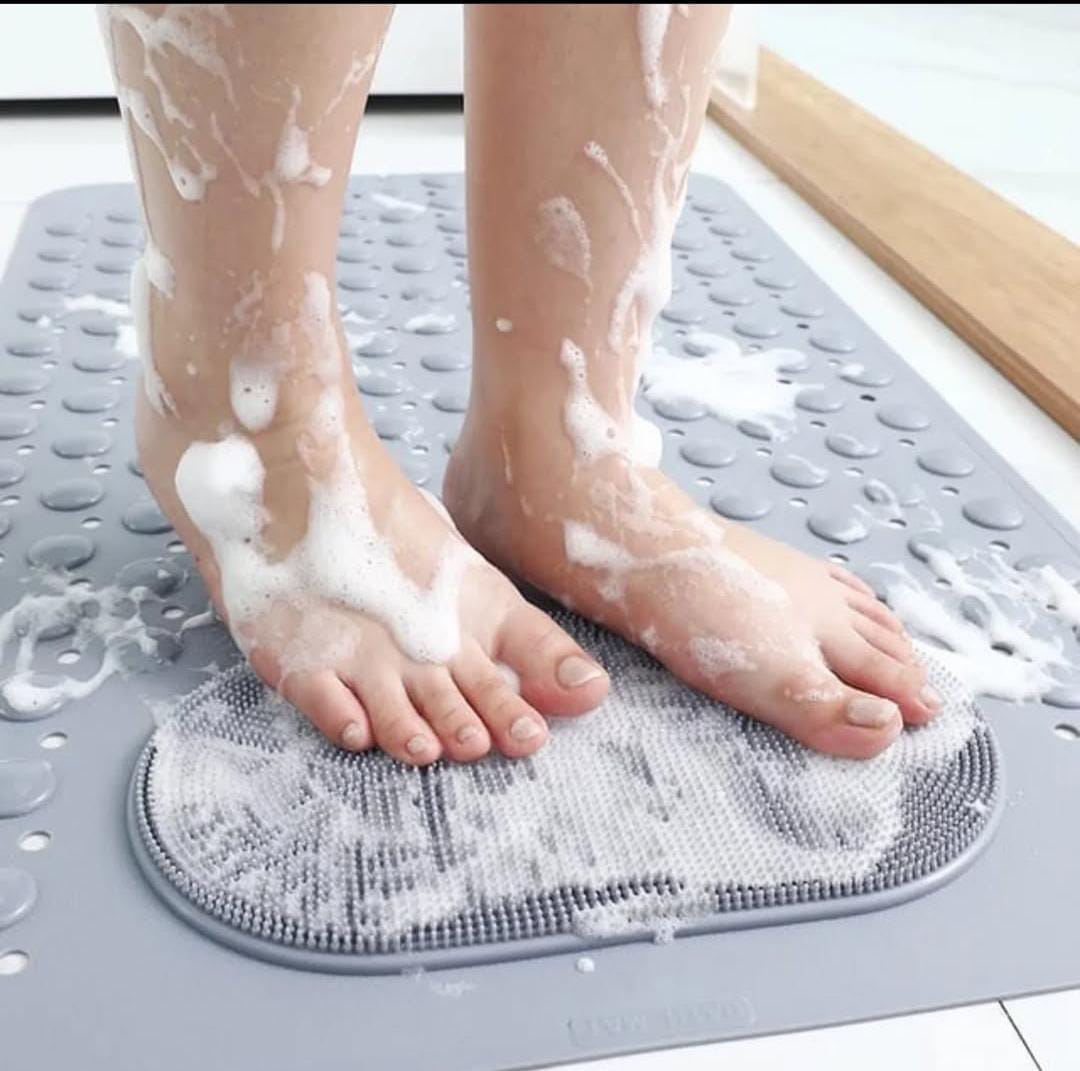 Strong Non-slip 40 by 60 cm PVC Shower Mat Feet Massage Bubble Design Washable Durable Bathroom PVC Mat