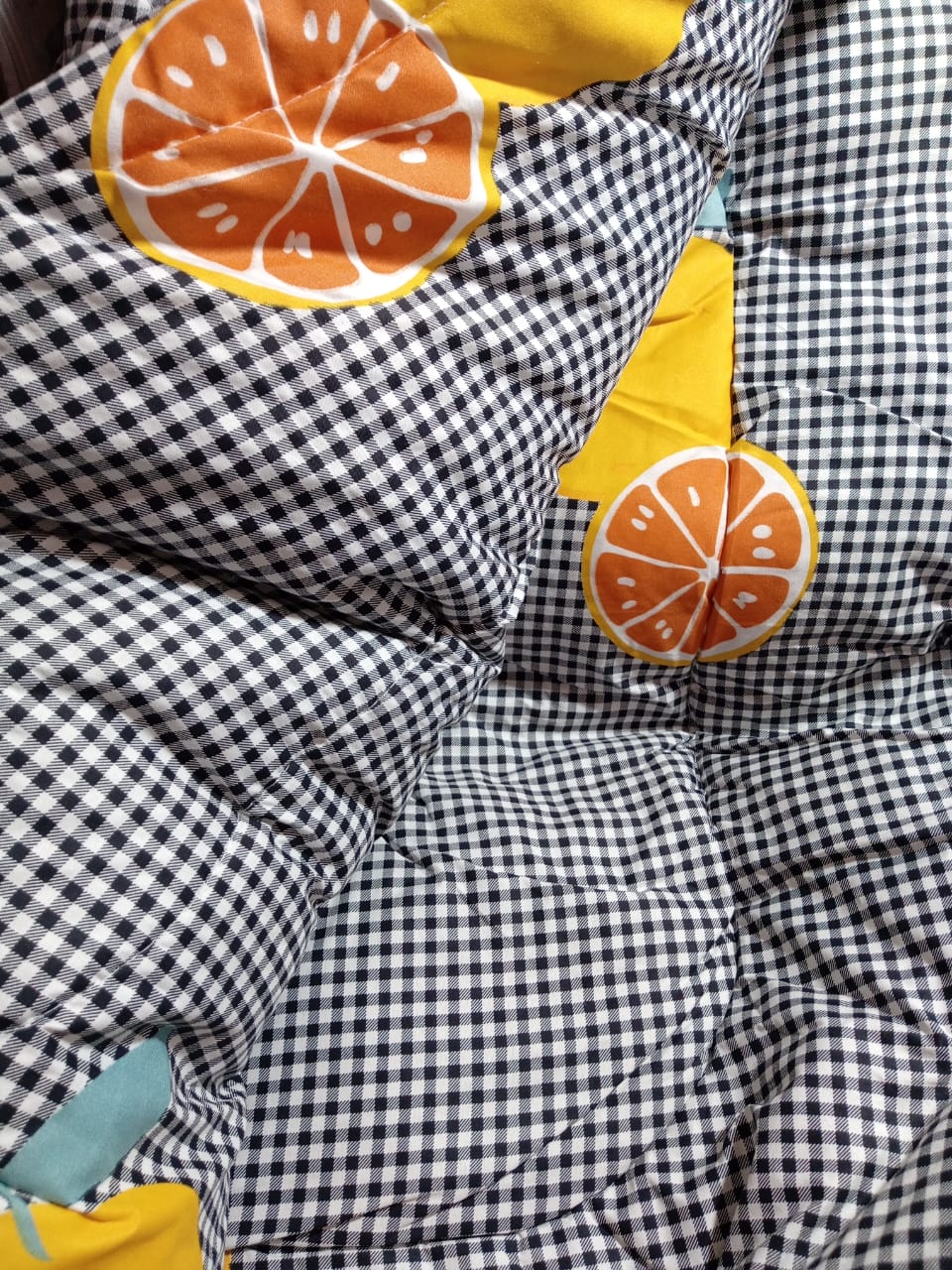 4*6 Unbinded duvets ;1 pc duvet , 1 pc bedsheet  and 2 pcs pillow cases