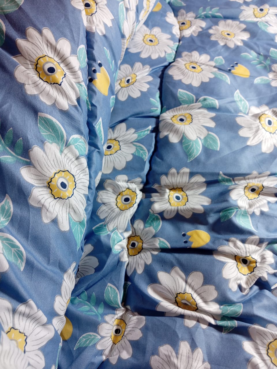 4*6 Unbinded duvets ;1 pc duvet , 1 pc bedsheet  and 2 pcs pillow cases