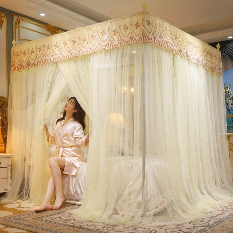4 Stands  Mosquito Net With Portable Metallic Stand